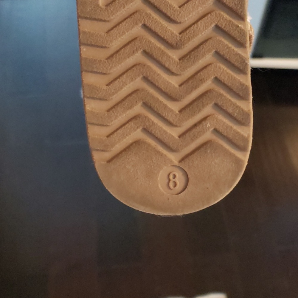 Boots - Picture 3 of 3